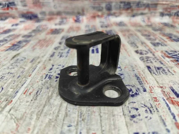 7H0843767B | VW Caddy Sürgülü Orta Kapı Kilidi VAG