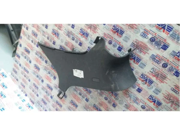 1K8867288 | VW Scirocco Sağ Arka C Sütun Kaplaması VAG