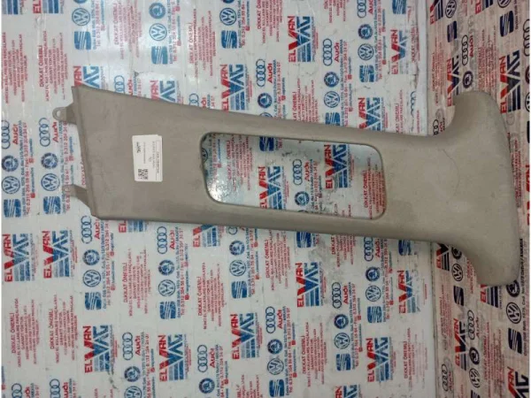 1M0867244 | Sağ Orta Direk Üst Kaplaması VAG