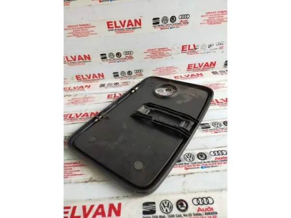 1T0881861E | Katlanır Koltuk Masası | VW Caddy, Golf, Tiguan - Seat Alhambra, Altea - Skoda Yeti VAG