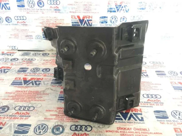 6K1857220B | Göğüs Taşıyıcı Demiri | VW Caddy, Polo - Seat Cordoba, Ibiza VAG