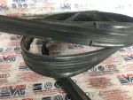 2H0837432C | VW Amarok Sağ Dış Cam Kanal Fitili - 1