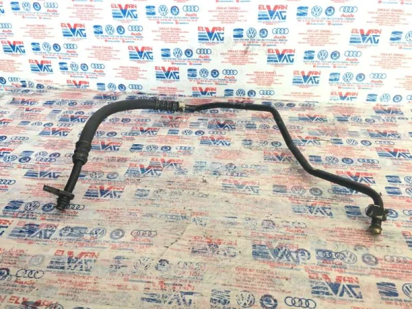 4B0317823D | Audi A6 Otomatik Şanzıman Yağ Soğutucu Borusu VAG