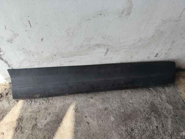 5N0854940A | VW Tiguan Sağ Ön Kapı Çıtası VAG