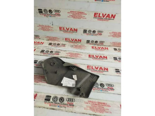 6R4881479A | Sol Ön Koltuk Yan Plastik Kapağı | VW Caddy, Polo VAG
