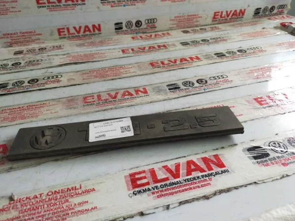701010098S | VW Transporter Motor Üst Kapağı VAG