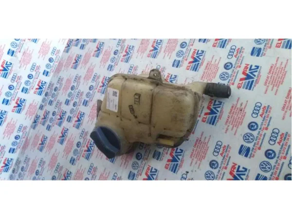 8D0121403 | Genleşme Tankı VAG