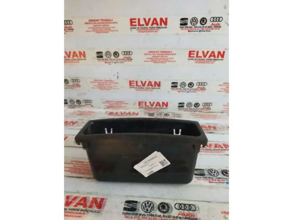 A9066890047 | Orta Konsol Eşya Gözü VAG