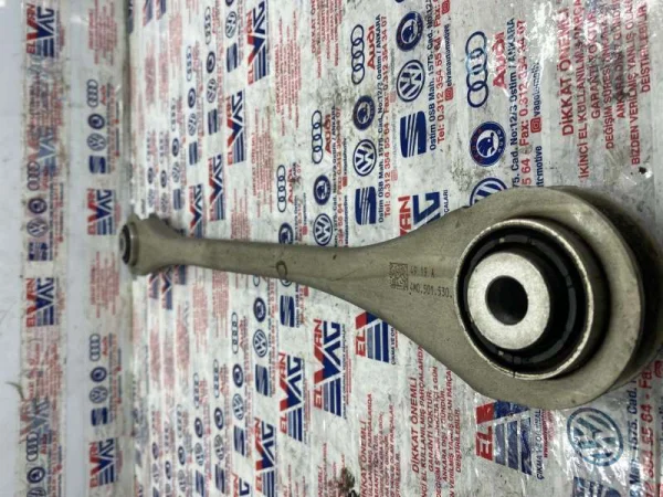 4M0501530Q | Arka Alt Denge Kolu | VW Touareg - Audi A5, A6, A7, A8, Q7 VAG