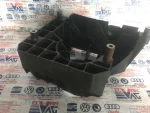077103138G | VW Phaeton Karter Havalandırma Valfi - 3