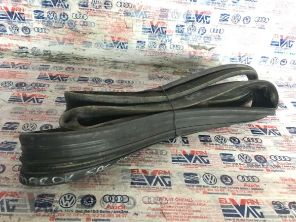 2H0837911C | VW Amarok Ön Kapı Fitili VAG