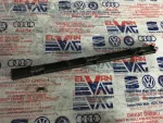3C0858336N | VW Passat Orta Konsol Kaplama Çıtası - 2
