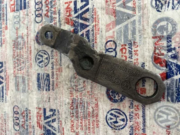 070103390B | Motor Askı Kulağı | VW Touareg, Transporter VAG