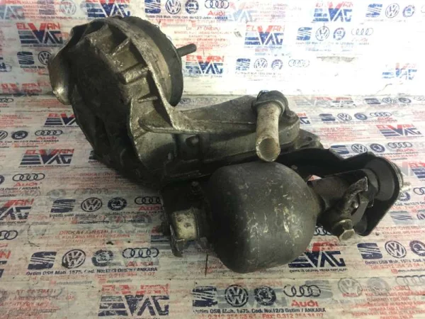 4A0612061D | Audi 80 Serisi Fren Basınç Akümülatörü VAG