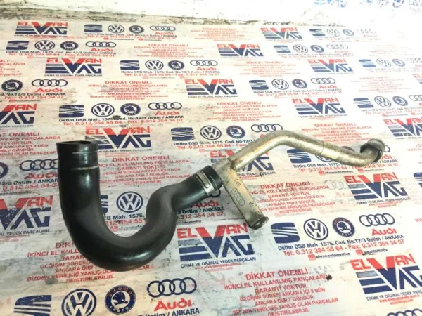 077103215C | Karter Havalandırma Hortumu | VW Phaeton, Touareg - Audi A6, A8 VAG