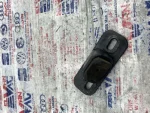 2K0827679A | VW Caddy Bagaj Kapağı Stoperi - 3