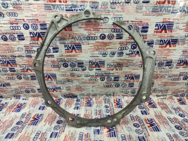 0CW103551A | Şanzıman Ara Braketi | VW Golf, Passat - Audi A1, A3 - Seat Arona, Ateca VAG