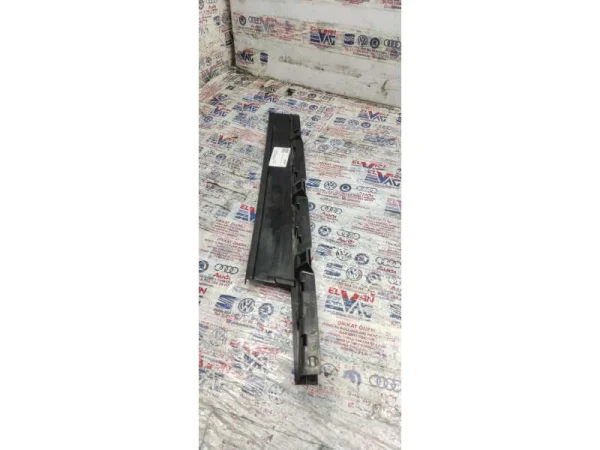 2GA837901C | VW T-Roc Sol Ön Kapı Direk Kaplaması VAG