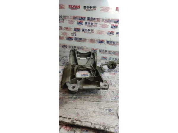 8K0253663B | Egzoz Askı Lastiği | Audi A5, Q5 VAG