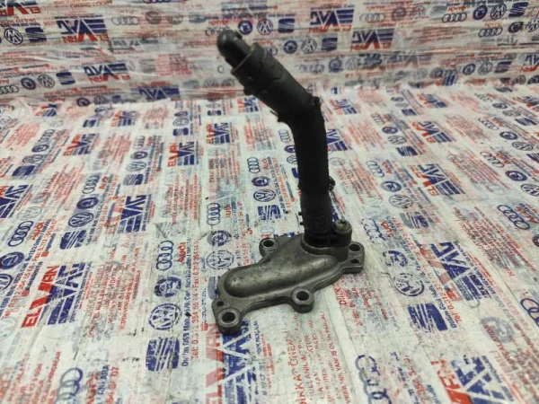 059121484L | Su Flanşı | Audi A5, A6, A7, A8, Q7, Q8 VAG