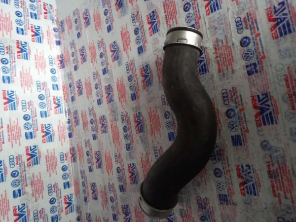 1K0145831P | İntercooler Hortumu VAG