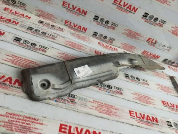 1K8821112B | VW Scirocco Sağ Çamurluk Davlumbazı VAG