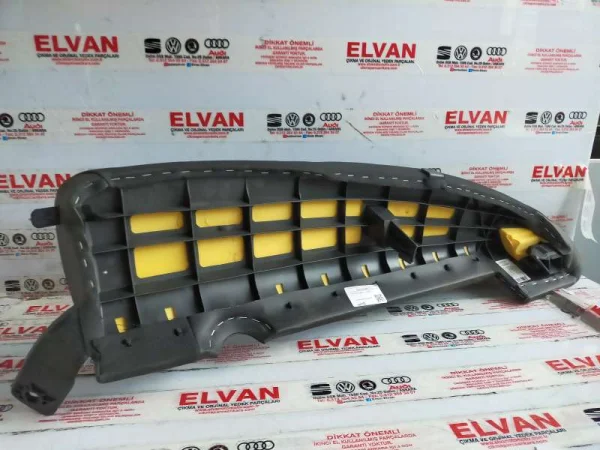 3AA885701J | VW Passat Sol Arka Koltuk Yan Döşemesi VAG
