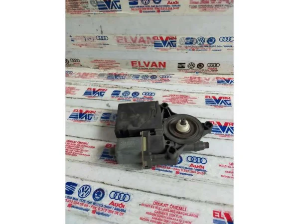 3AA959702A | VW Passat Sağ Ön Cam Motoru VAG