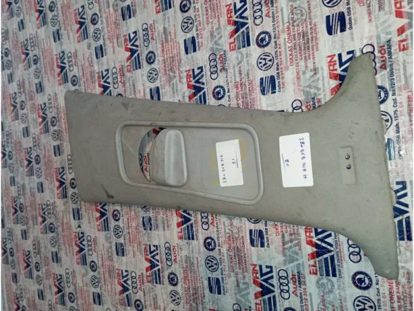 3B0868312 | Sağ Orta Direk Kaplaması VAG