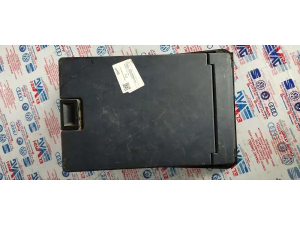 3B5885215C | Arka Kayak Çantası VAG
