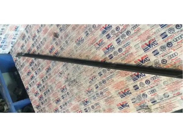 3G5839476A | VW Passat Kapı Sıyırıcı Fitili VAG