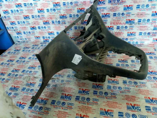 5F1863681 | Orta Konsol Çıtası VAG