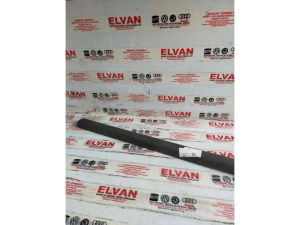6K9853516 | Seat Inca Sağ Ön Kapı Çıtası VAG