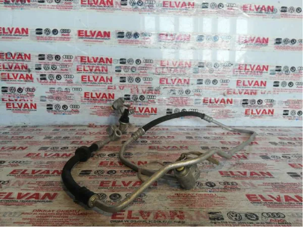 7H1820741L | VW Transporter Klima Borusu VAG