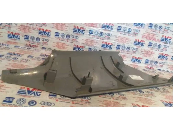 8D5868202 | Audi A4 Arka İç Direk Kaplaması VAG