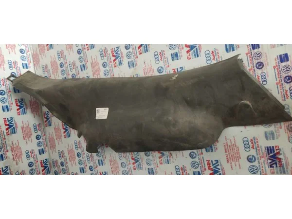 8L4867768 | Audi A3 Sağ Arka C Direk Kaplaması VAG