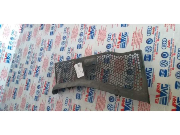 8T1863051 | Silecek Altı Plastik Izgarası | Audi A4, A5 VAG