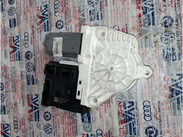 3C8959702A | Elektrikli Sağ Ön Cam Motoru | VW CC, Passat VAG
