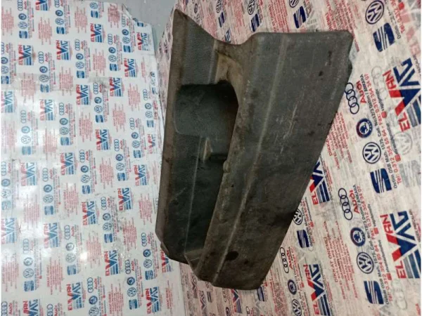 2K3868678D | VW Caddy Orta Konsol Bardaklık VAG