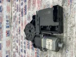 3AA837462 | VW Passat Elektrikli Ön Sağ Cam Krikosu - 3