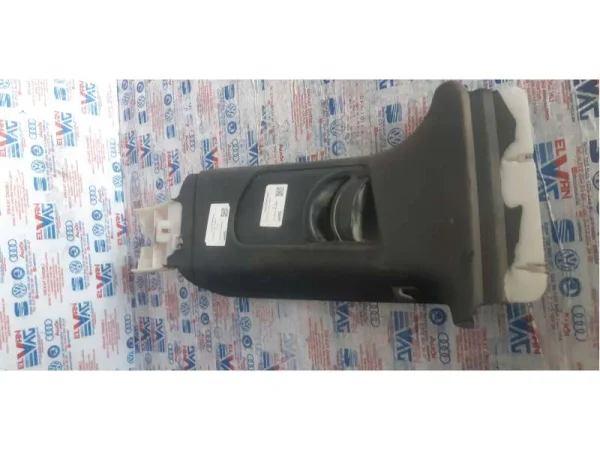 8P3867244 | Audi A3 Sağ B Sütun Kaplaması VAG