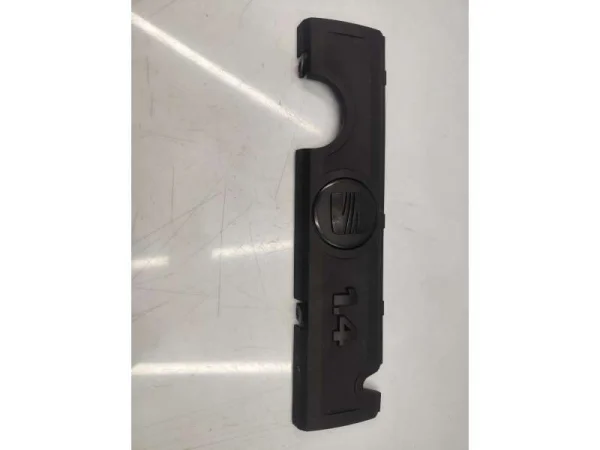 03C103925AT | Motor Üst Kapağı | VW Caddy, Golf, Polo VAG