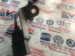03L971858E | VW Transporter Soket Sabitleme Plakası - 2