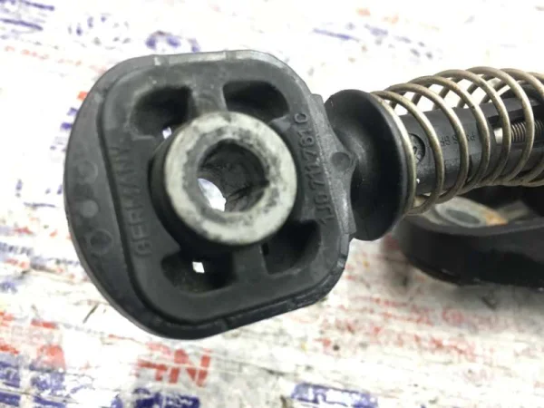 1J0711781C | Vites Seçici Braketi | VW Bora, Caddy - Audi A3, TT - Seat Cordoba, Ibiza VAG
