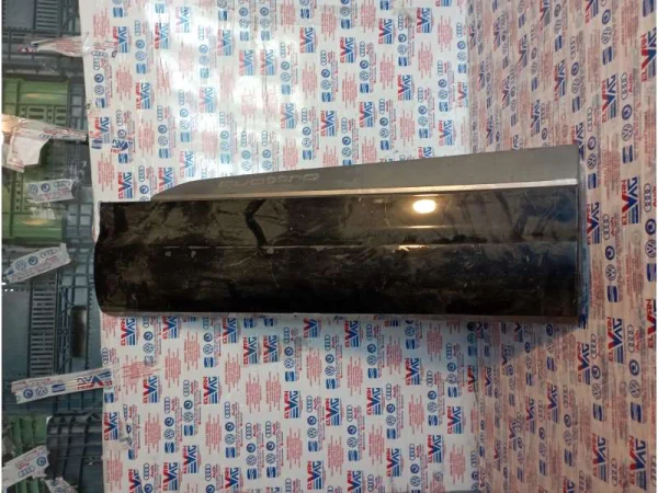 1K4853754A | VW Golf Arka Sağ Kapı Çıtası VAG
