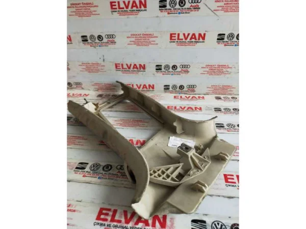 1K5867243F | Sol Orta Direk Kaplaması | VW Golf, Jetta VAG