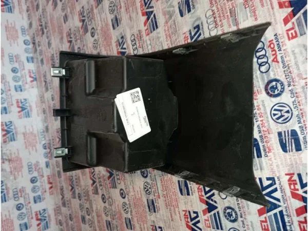 1P0863651G | Seat Leon Orta Konsol Eşya Gözü VAG