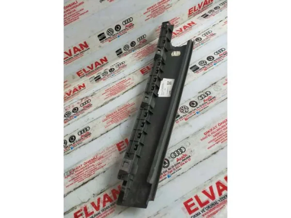 3G0839902 | Arka Kapı Direk Çıtası VAG