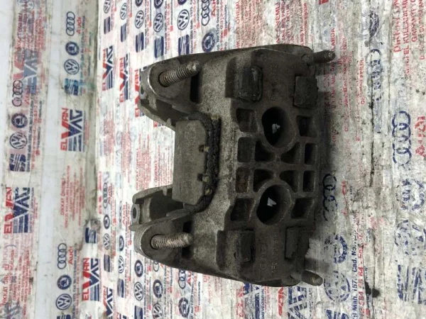 4F0399115BA | Audi A6 Şanzıman Takozu VAG