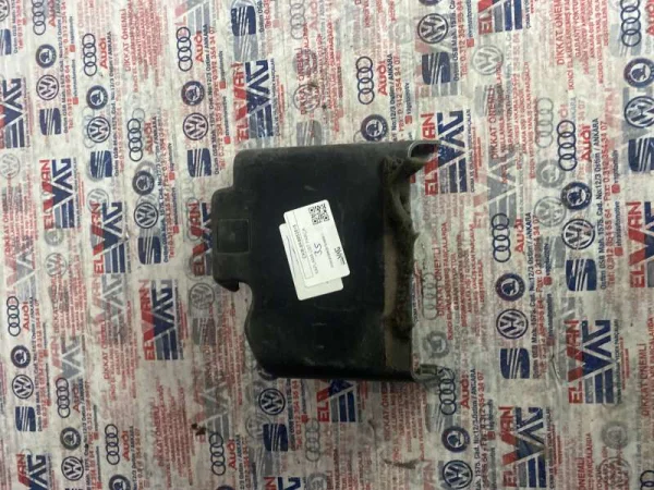 6K9953515 | Direksiyon Kolonu Üst Kaplaması | VW Caddy, Polo VAG